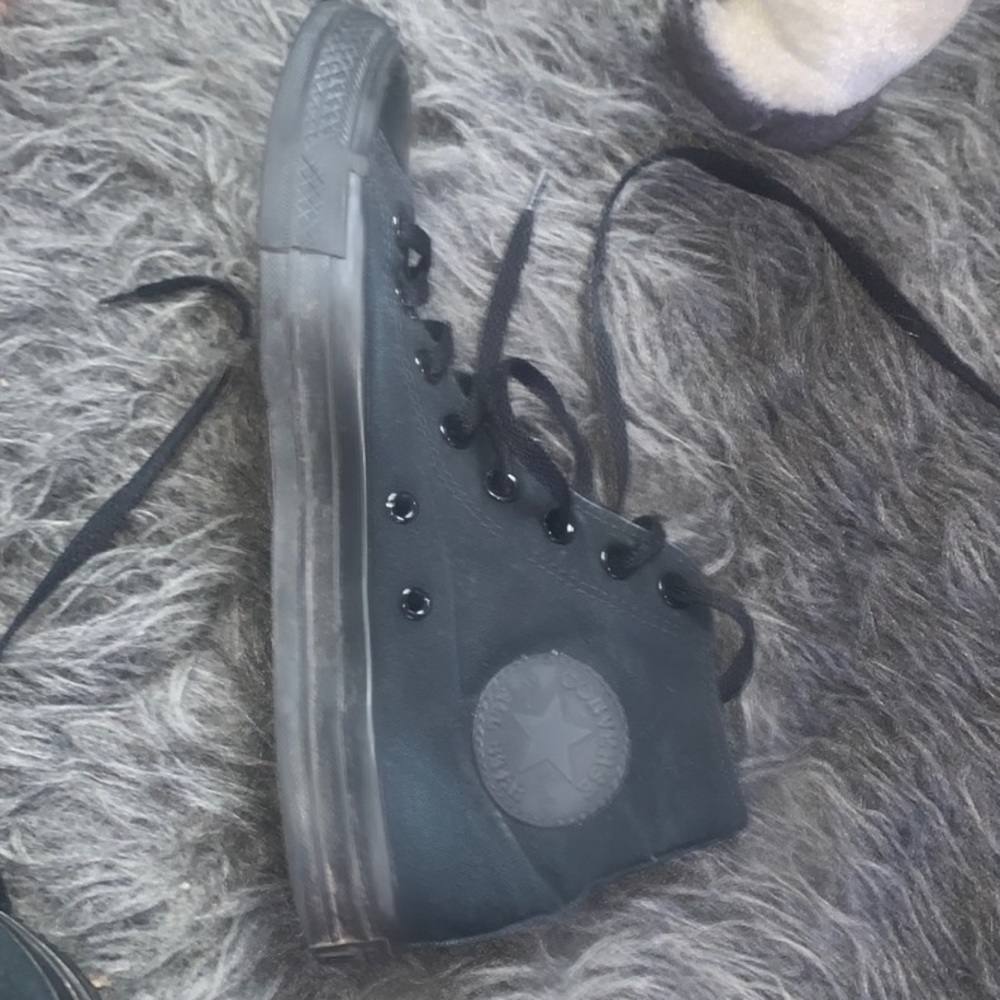 converse shoes